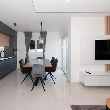 Penthouse Paola- Modern And Luxury Apartment In Zadar Exterior photo